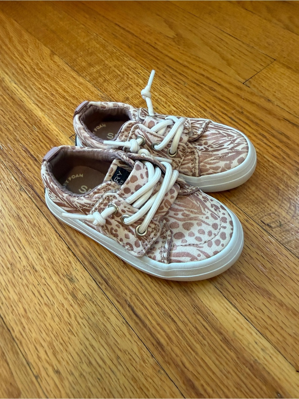 Sperry Kids Leopard-Print Sneakers in Pink Beige and White